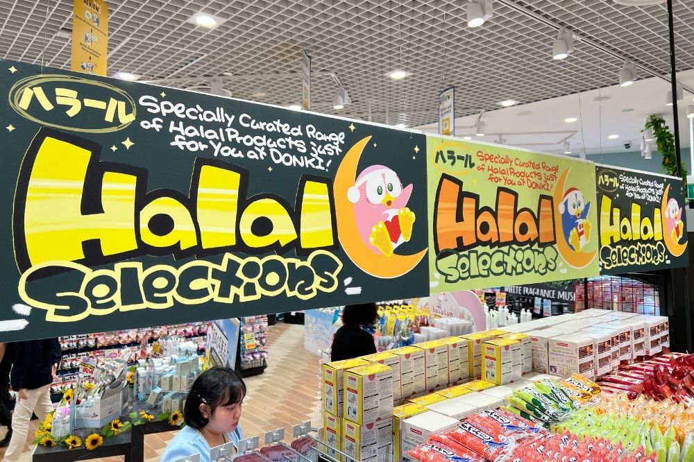Another first in Singapore - a Halal section with more than 100 types of products for you to choose from. 
